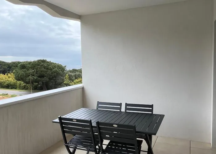 Loc A Machja Fiurita - Vue Apartment Pietrosella