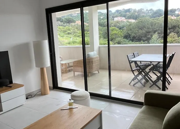 Loc A Machja Fiurita - Vue Apartment Pietrosella